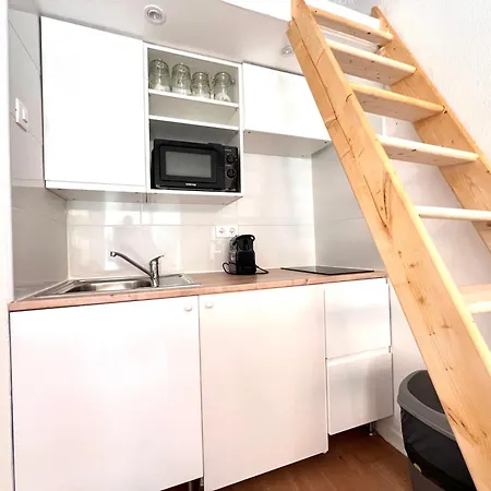 Appartamento B087 Agreable Studio Proche Du Centre Avec Terrasse Cannes